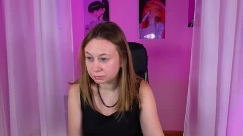 Snapshot of brooke_evans_ chatting on February 18, 8:47 pm Brooke online show from February 18, 8:47 pm