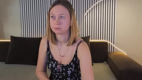 Snapshot of brooke_evans_ chatting on March 1, 9:04 pm Brooke online show from March 1, 9:04 pm