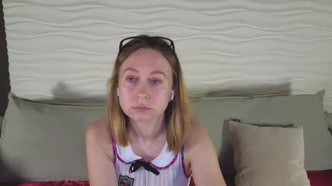 Snapshot of brooke_evans_ chatting on March 3, 12:04 am Brooke online show from March 3, 12:04 am