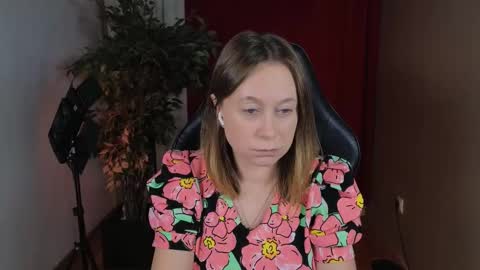 Snapshot of brooke_evans_ chatting on October 28, 12:41 pm Brooke online show from October 28, 12:41 pm