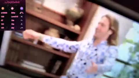 Snapshot of brookebee27 chatting on March 8, 6:43 am brookebee online show from March 8, 6:43 am