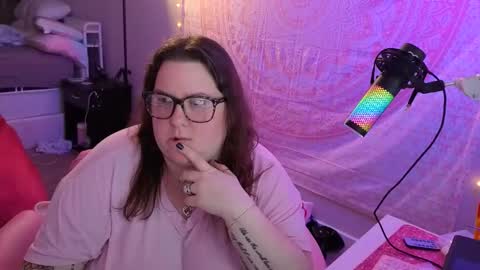 Madam Brooke online show from March 16, 5:50 pm