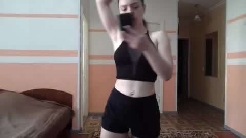 Lina online show from June 3, 2:33 pm