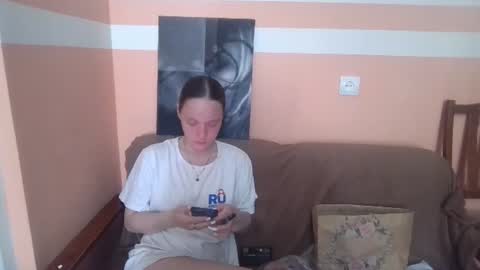Lina online show from June 15, 9:22 am