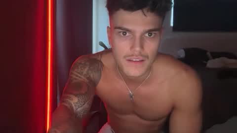 BrooklynTay online show from February 2, 7:51 am