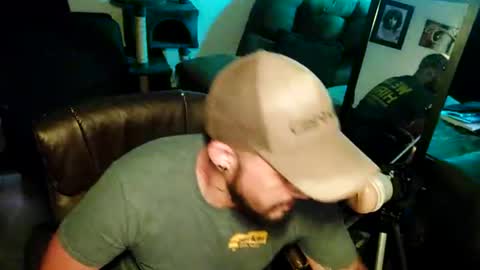Snapshot of brownboyt chatting on June 26, 8:13 pm brownboyt online show from June 26, 8:13 pm