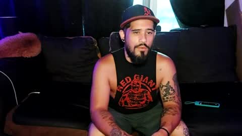 Snapshot of brownboyt chatting on July 20, 1:42 am brownboyt online show from July 20, 1:42 am