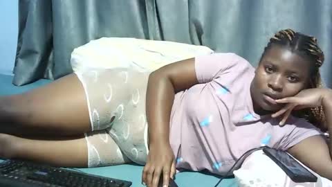 nicole online show from January 26, 10:35 pm