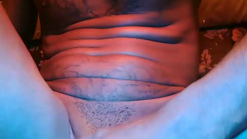 Snapshot of browndickchris chatting on August 2, 7:29 am browndickchris online show from August 2, 7:29 am
