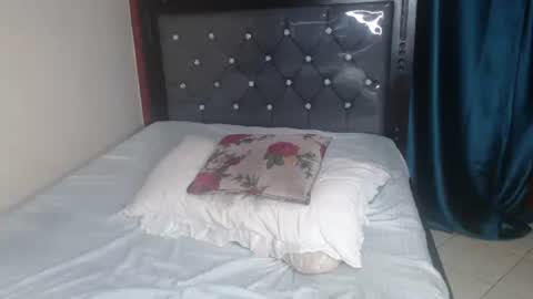 Brownie online show from November 2, 6:05 am