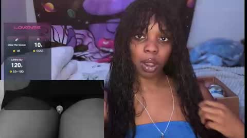 Snapshot of browneyedxbhab chatting on February 6, 5:27 pm browneyedxbhab online show from February 6, 5:27 pm