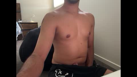 Snapshot of brownguydan chatting on December 19, 1:28 am Brownguydan online show from December 19, 1:28 am