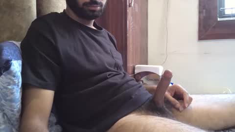 Snapshot of brownie_cake chatting on April 8, 6:13 am brownie_cake online show from April 8, 6:13 am
