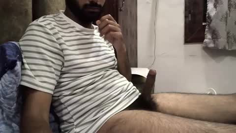 Snapshot of brownie_cake chatting on April 8, 6:19 pm brownie_cake online show from April 8, 6:19 pm