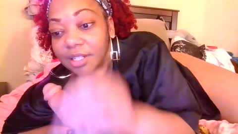 brownroundrenee online show from February 9, 10:00 pm