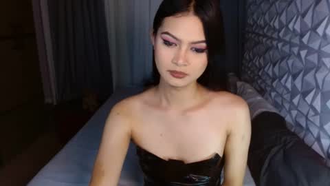 Snapshot of brownsausageroberta chatting on January 24, 11:59 am Roberta GODDESS OF PLEASURE AND SEXUALDESIRE online show from January 24, 11:59 am