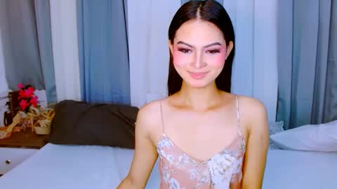 Snapshot of brownsausageroberta chatting on October 11, 10:03 am Roberta GODDESS OF PLEASURE AND SEXUALDESIRE online show from October 11, 10:03 am
