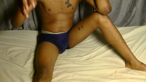 Snapshot of brownslim2 chatting on June 1, 6:53 pm yas AND MILLA online show from June 1, 6:53 pm