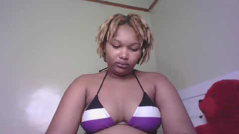 Tracy online show from February 18, 1:33 pm