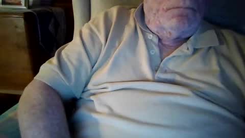 Snapshot of brubar chatting on October 20, 12:00 am brubar online show from October 20, 12:00 am