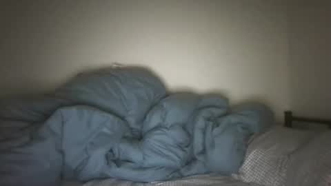 Snapshot of bruc12168 chatting on October 19, 11:44 am Bruc12168 fit slim new makemecum bigdick edging online show from October 19, 11:44 am