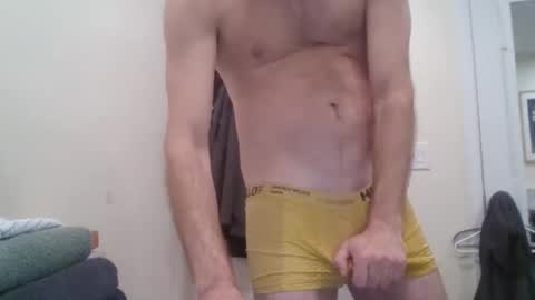Snapshot of bruc12168 chatting on November 30, 5:28 pm Bruc12168 fit slim new makemecum bigdick edging online show from November 30, 5:28 pm