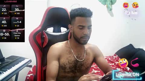 bruce_1111 online show from November 7, 8:20 pm