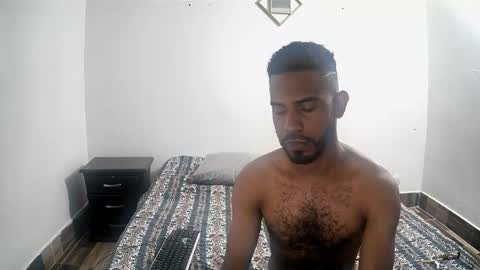 bruce_1111 online show from January 18, 4:11 pm