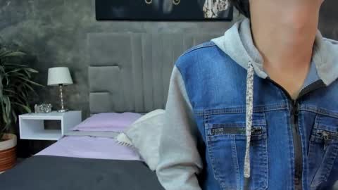 Bruce Hans online show from March 15, 11:38 am