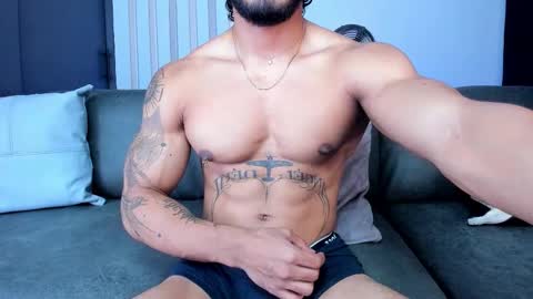 bruce roldan online show from November 17, 11:54 pm