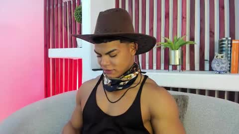 bruce_stroud online show from September 23, 11:13 am