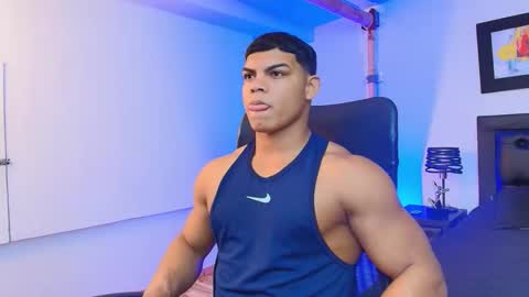 bruce_stroud online show from October 6, 5:16 am