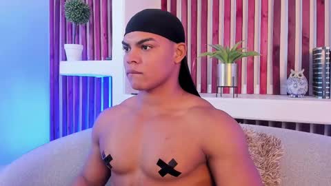 bruce_stroud online show from October 9, 10:57 am