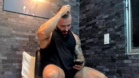 brucedallas online show from March 20, 1:54 am