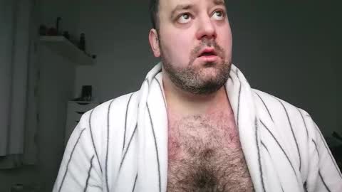 Snapshot of brucemf chatting on February 17, 6:58 pm Bruce online show from February 17, 6:58 pm