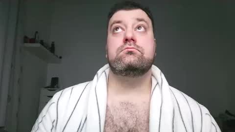 Snapshot of brucemf chatting on February 18, 6:59 pm Bruce online show from February 18, 6:59 pm