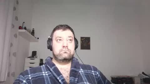 Snapshot of brucemf chatting on February 21, 8:54 pm Bruce online show from February 21, 8:54 pm