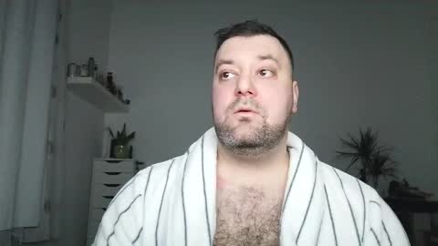 Snapshot of brucemf chatting on March 24, 6:35 pm Bruce online show from March 24, 6:35 pm