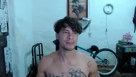 brucewayne1_ online show from October 6, 10:51 pm