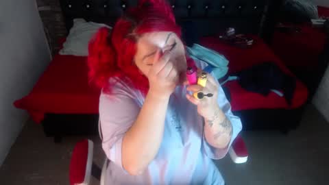 Snapshot of bruja_scarlata chatting on January 30, 11:01 am Bruja SCarlata online show from January 30, 11:01 am