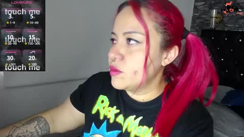 Snapshot of bruja_scarlata chatting on February 12, 6:40 pm Bruja SCarlata online show from February 12, 6:40 pm