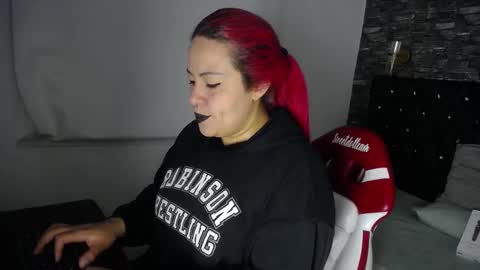 Snapshot of bruja_scarlata chatting on March 5, 11:17 am Bruja SCarlata online show from March 5, 11:17 am