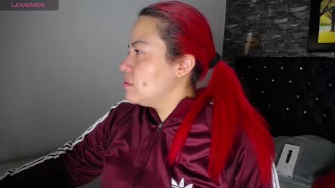 Snapshot of bruja_scarlata chatting on March 12, 11:09 am Bruja SCarlata online show from March 12, 11:09 am