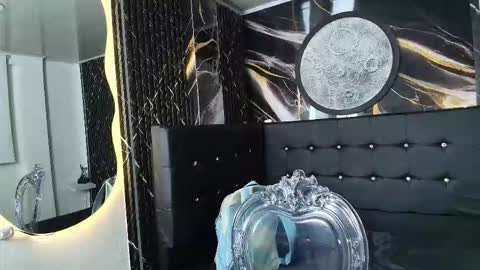 Snapshot of bruja_scarlata chatting on September 23, 10:07 am Bruja SCarlata online show from September 23, 10:07 am