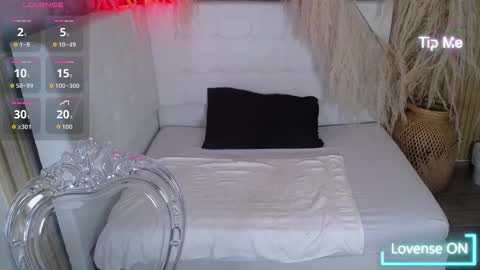 Snapshot of bruja_scarlata chatting on October 16, 10:16 am Bruja SCarlata online show from October 16, 10:16 am