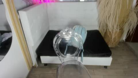 Snapshot of bruja_scarlata chatting on October 28, 10:41 am Bruja SCarlata online show from October 28, 10:41 am