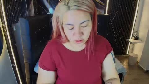 Snapshot of bruja_scarlata chatting on November 12, 11:10 am Bruja SCarlata online show from November 12, 11:10 am