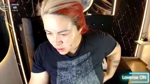 Snapshot of bruja_scarlata chatting on November 17, 10:10 am Bruja SCarlata online show from November 17, 10:10 am