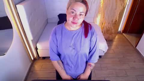 Snapshot of bruja_scarlata chatting on November 20, 10:15 am Bruja SCarlata online show from November 20, 10:15 am