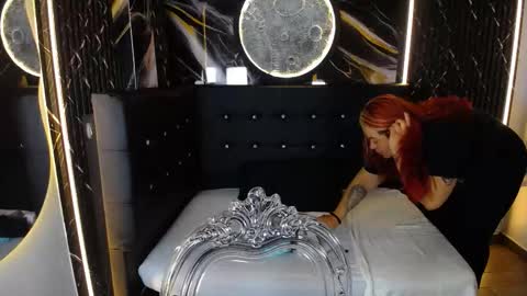 Snapshot of bruja_scarlata chatting on November 21, 10:36 am Bruja SCarlata online show from November 21, 10:36 am